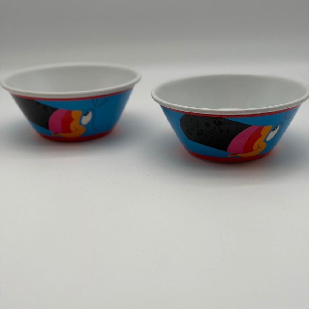 Kelloggs Toucan Sam Froot Loops Cereal Bowls Set of 2‎ Blue Plastic 2012 Vintage